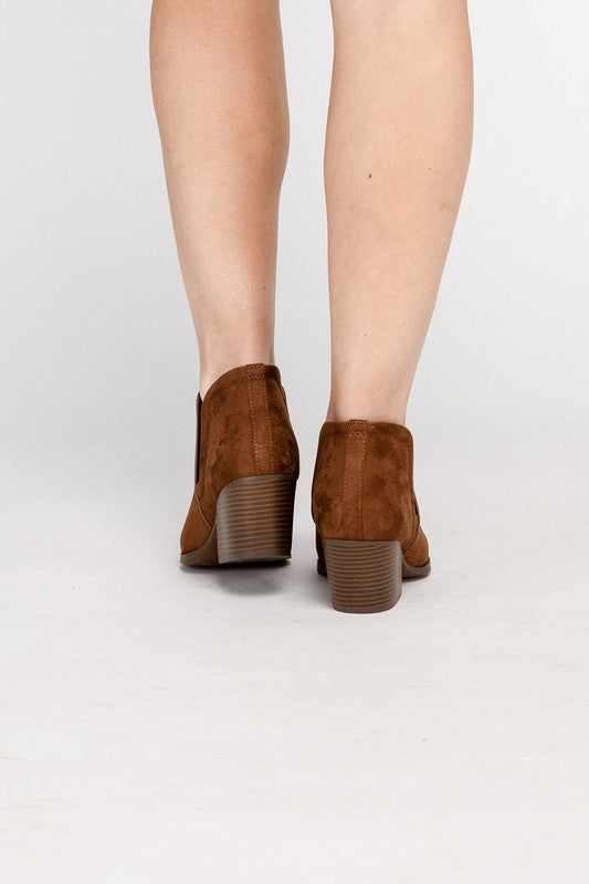 GWEN Suede Ankle Boots - lolaluxeshop