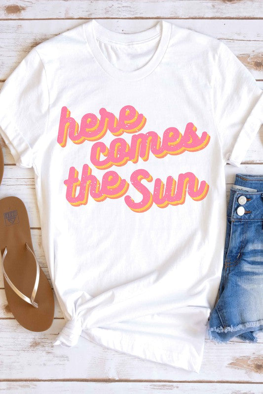 HERE COMES THE SUN GRAPHIC T-SHIRT - lolaluxeshop