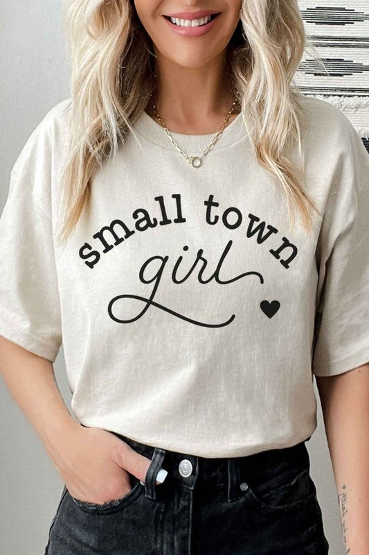 SMALL TOWN GIRL GRAPHIC TEE / T-SHIRT - lolaluxeshop