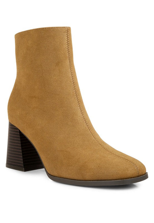 Cox Cut Out Block Heeled Chelsea Boots - lolaluxeshop