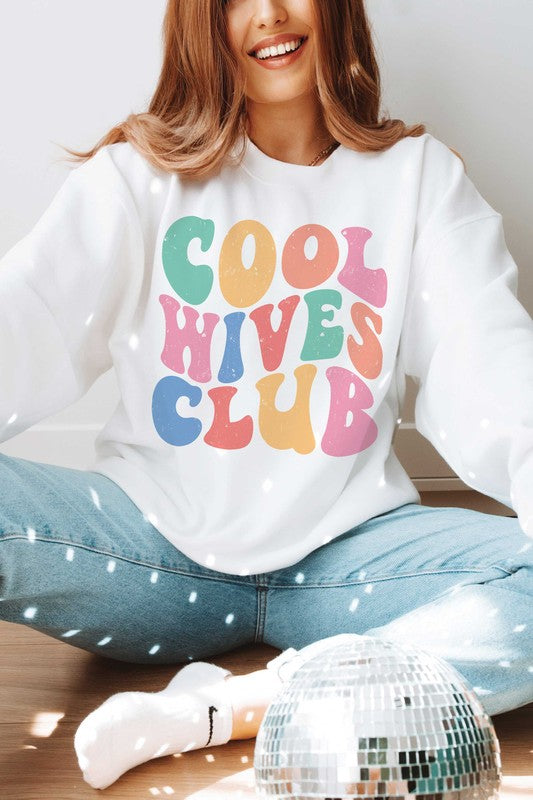 PLUS SIZE - COOL WIVES CLUB Graphic Sweatshirt - lolaluxeshop