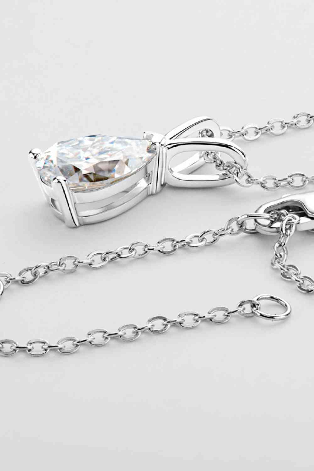1.5 Carat Moissanite Pendant 925 Sterling Silver Necklace - lolaluxeshop