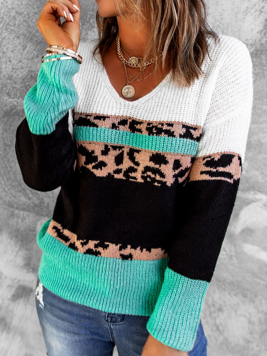 Leopard Color Block V-Neck Rib-Knit Sweater - LOLA LUXE