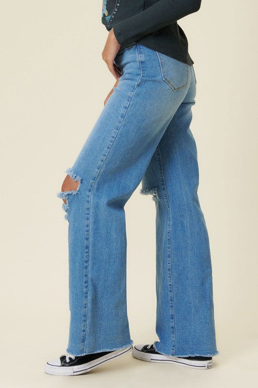Distressed Wide Fit Jeans - LOLA LUXE