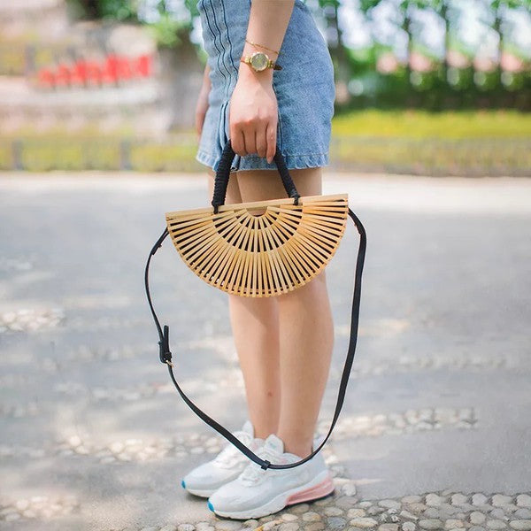 Vintage Bamboo Woven Handbag - LOLA LUXE
