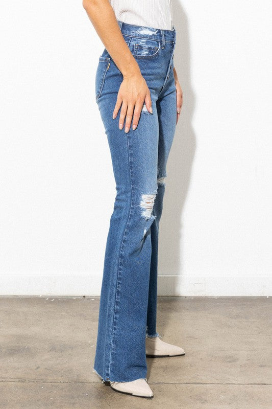 HIGH WAISTED DISTRESSED BOOTCUT - LOLA LUXE