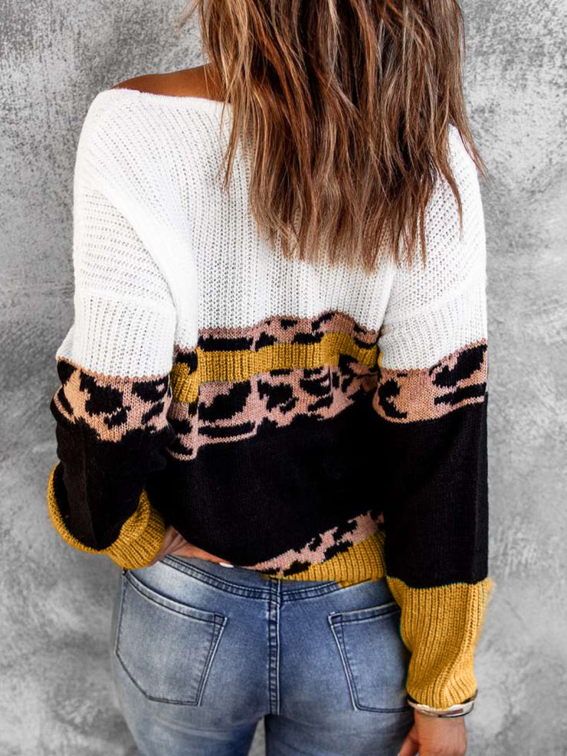 Leopard Color Block V-Neck Rib-Knit Sweater - LOLA LUXE
