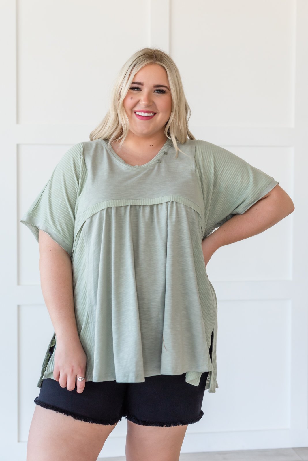 Focus on the Good Button Top - LOLA LUXE