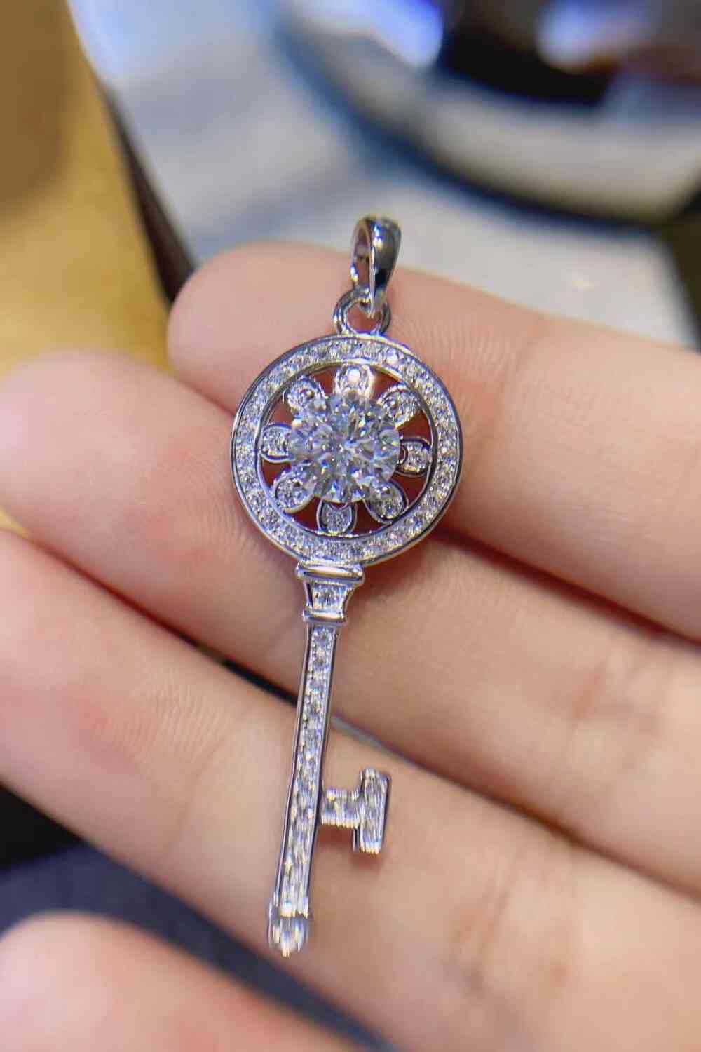 1 Carat Moissanite Platinum-Plated Key Pendant Necklace - lolaluxeshop