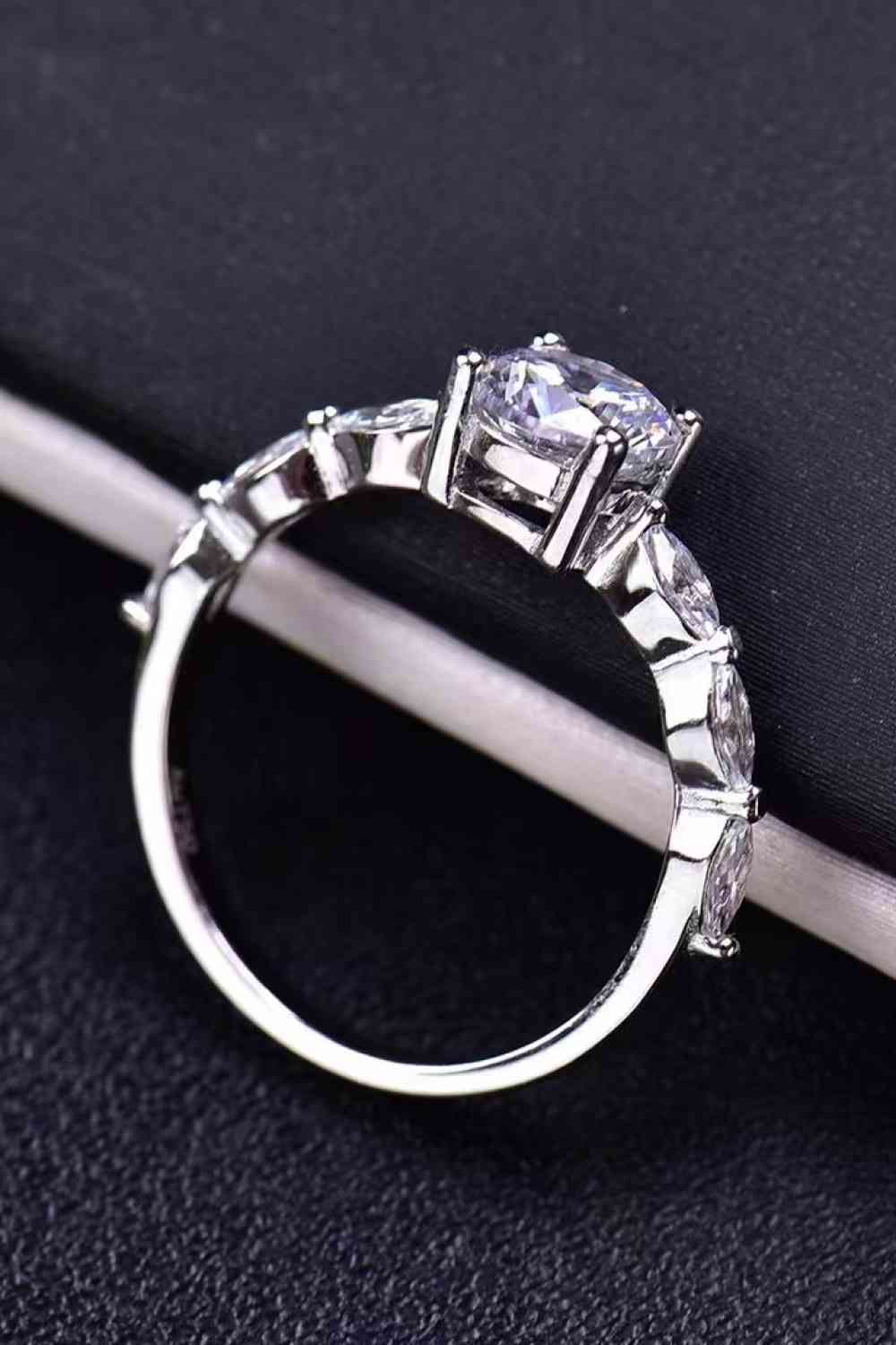 Now I See 1 Carat Moissanite Ring - lolaluxeshop