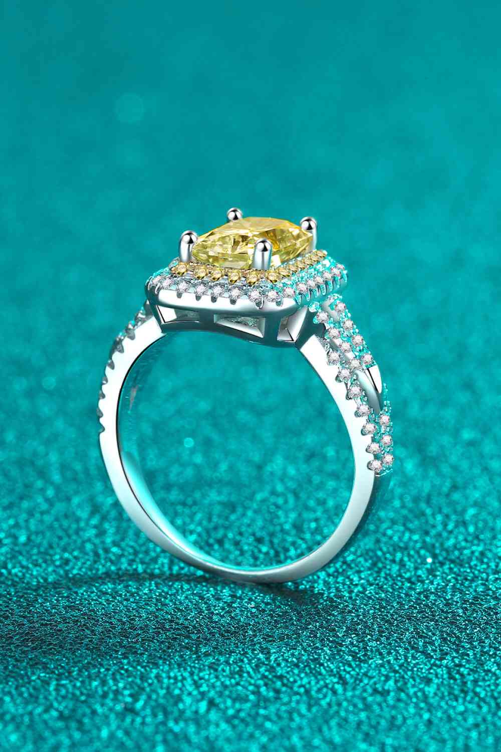Can't Stop Your Shine 2 Carat Moissanite Ring - lolaluxeshop