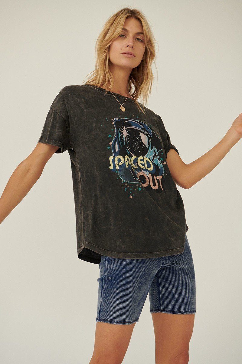 A Mineral Washed Graphic T-shirt - LOLA LUXE