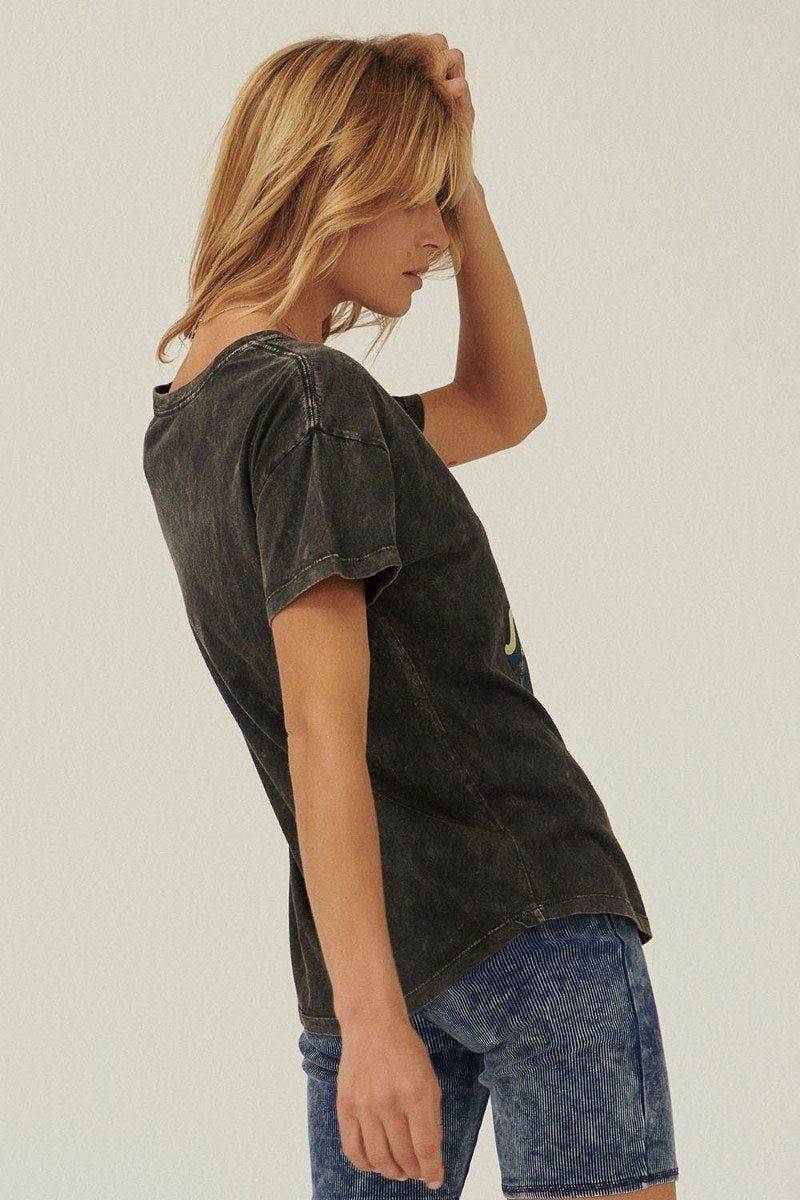 A Mineral Washed Graphic T-shirt - LOLA LUXE