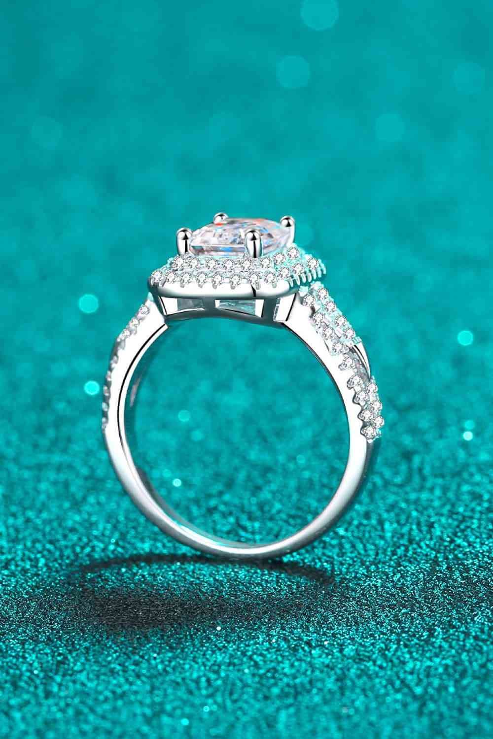 Can't Stop Your Shine 2 Carat Moissanite Ring - lolaluxeshop