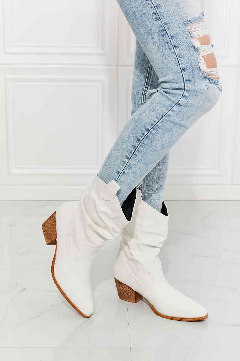 MMShoes Better in Texas Scrunch Cowboy Boots in White - lolaluxeshop