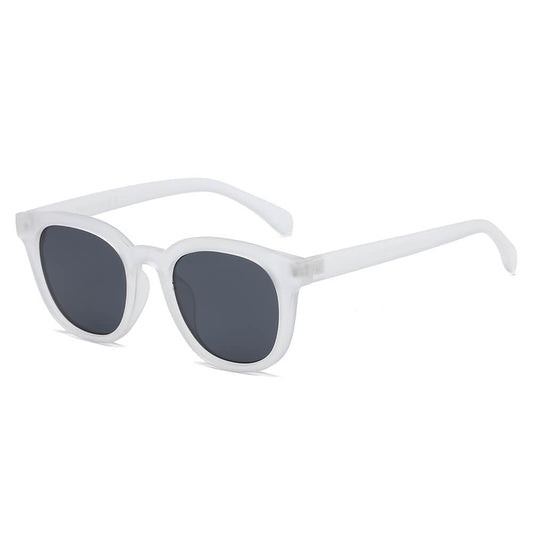 IVINS | Women Round Horn Rimmed Fashion Sunglasses - lolaluxeshop
