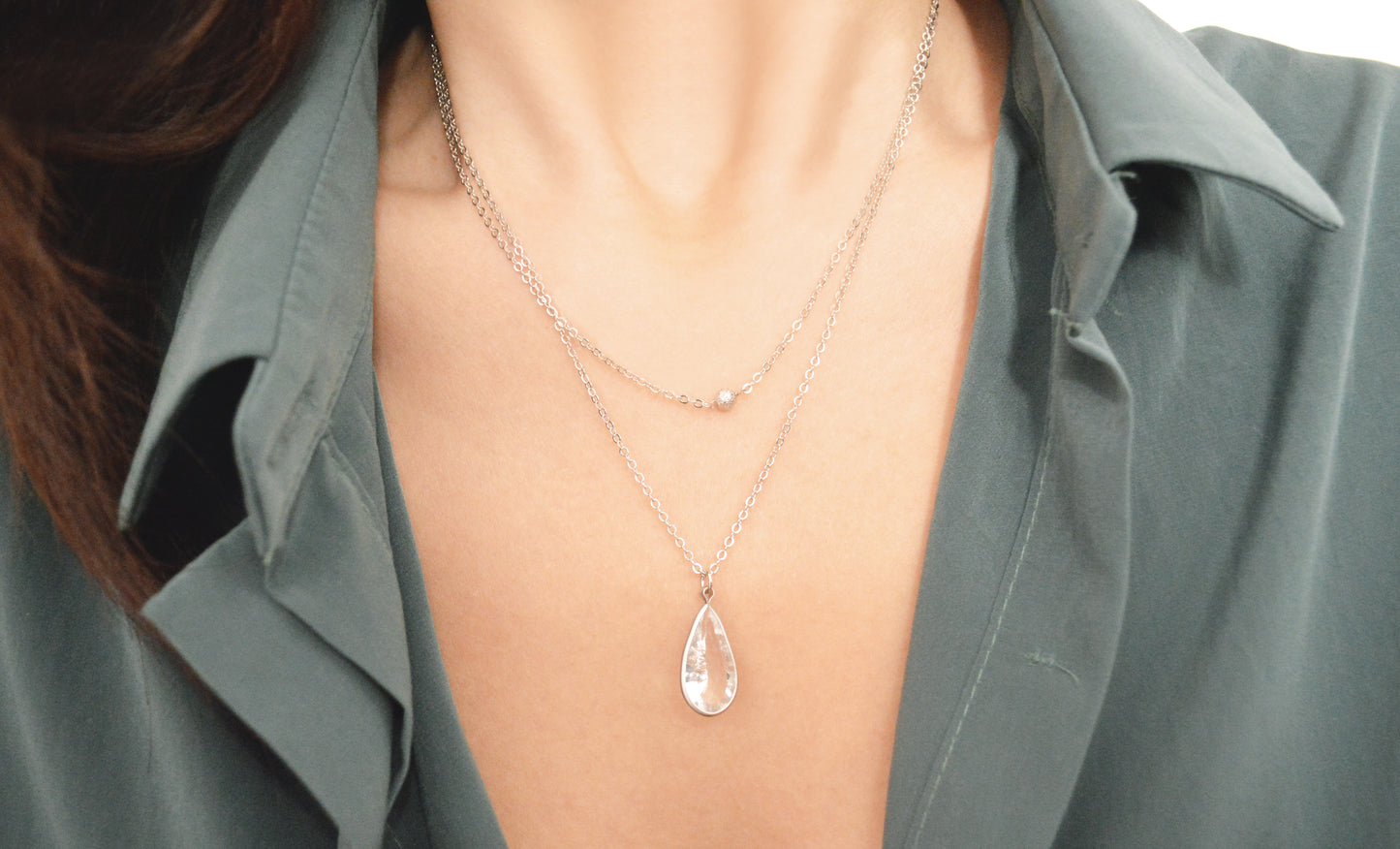 White Gold Layered Crystal Drop Necklace - LOLA LUXE