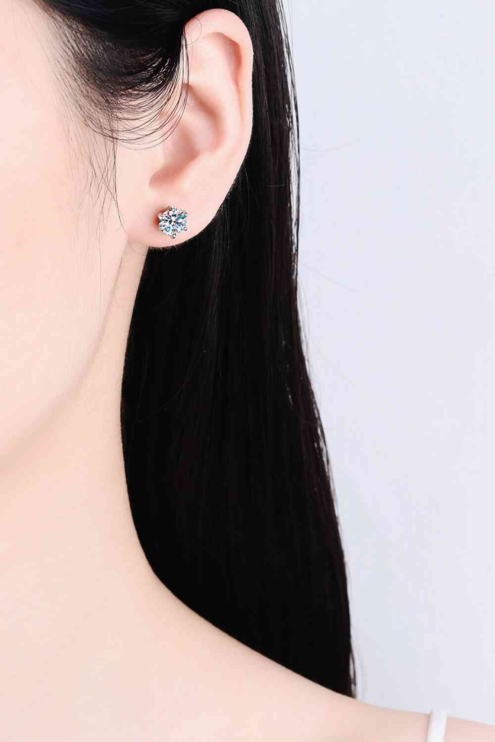 Inlaid Moissanite Stud Earrings - lolaluxeshop